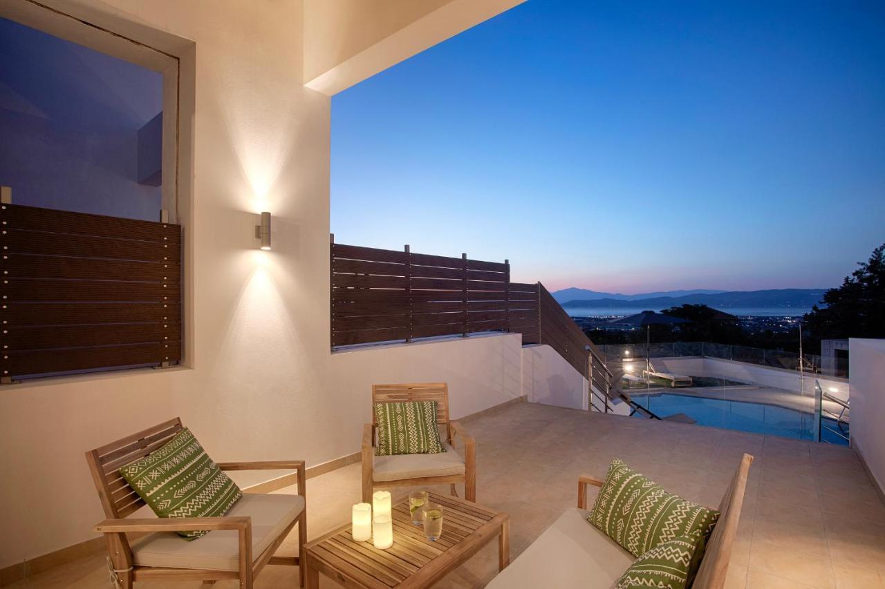 Serenity Villa Corinth 外观 照片